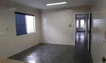 Imagem 2: Sobrado para aluguel e venda possui 211 metros quadrados com 2 quartos