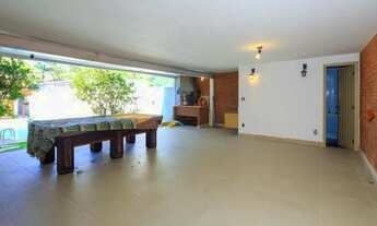 Imagem 6: Eduardo . Olha que mansão top na região de santo amaro com piscina e muito mais . agende s