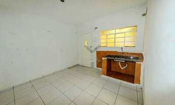 Imagem 2: Casa com 1 dormitório para alugar, 38 m² por R$ 800,00/mês - Vila Suíça - Santo André/SP