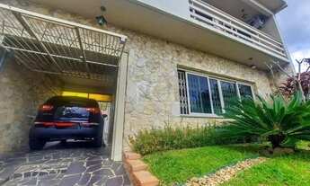 Imagem: Excelente casa com 3 dormitórios e 3 vagas