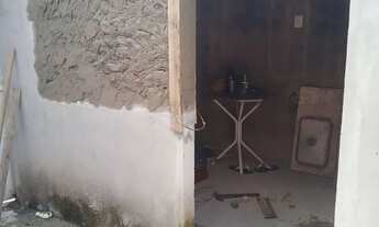 Imagem 6: Construção na ilha entroncamento de tairu vera Cruz