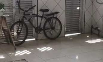 Imagem 5: Casa para venda possui 84 metros quadrados com 2 quartos em Quietude - Praia Grande - SP