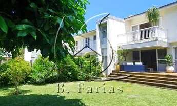 Imagem: Casa alto padrão com 4 suítes em condomínio