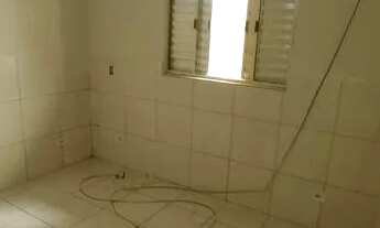 Imagem 4: Casa com 1 dormitório para alugar por R$ 550,00/mês - Jardim Scândia - Taboão da Serra/SP