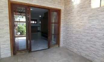 Imagem 2: Casa Duplex de 3 quartos sendo uma suíte em Colina de Laranjeiras