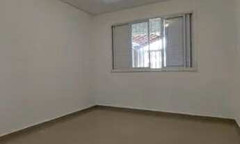 Imagem 4: Casa para aluguel possui 100 metros quadrados com 3 quartos em Ocian - Praia Grande - SP