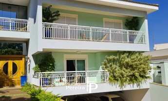 Imagem 2: Casa de condomínio sobrado para venda possui 600 metros quadrados com 4 quartos