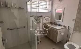 Imagem 6: Sobrado para aluguel possui 497 metros quadrados com 3 quartos