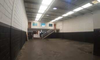 Imagem: Pavilhão/Galpão para alugar no PORTAL