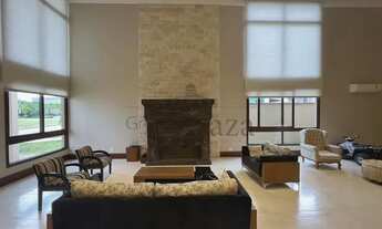 Imagem 2: Casa de condomínio sobrado para venda tem 1200 metros quadrados com 5 quartos