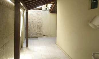 Imagem 5: CASA DE 3/4 COM UMA SUÍTE EM ABRANTES