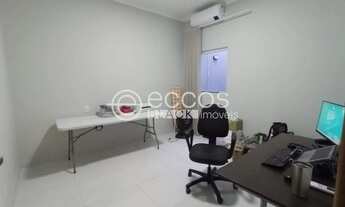 Imagem 6: Casa à venda, 4 quartos, 1 suíte, 2 vagas, Jardim Europa - Uberlândia/MG