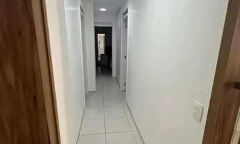 Imagem 5: Apartamento térreo, pé na areia, 03 suítes, sala com varanda, cozinha planejada, área laze