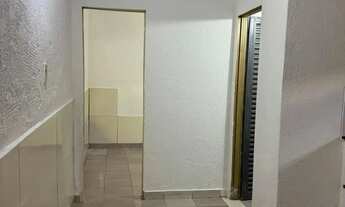 Imagem 7: ALUGA-SE KITNET VICENTE-PIRES RUA 03 - PRÓXIMO A VIA EPTG - PARADA DE ÔNIBUS E COMERCIO LO