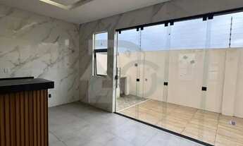 Imagem 3: Maluí Residence Casa com Varanda Integrada e 2 Vagas de Garagem