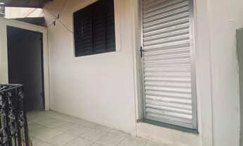 Imagem: ALUGO CASA INDEPENDENTE COM 2/4 74