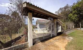 Imagem 2: Chácara à venda na Represa de Joanópolis, São Paulo: pé na água