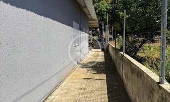 Imagem 4: Casa com 3 quartos, banheiro, sala, cozinha com área Goumert, e 2 banheiros fem e masc, la