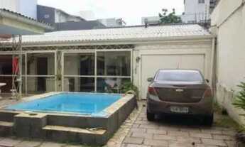 Imagem: Casa para Venda - 330m², 5 dormitórios