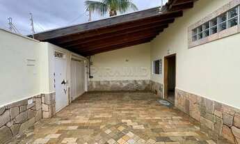 Imagem 2: Casa térrea padrão com 100,37m², bairro Parque dos Bandeirantes, Zona Leste de Ribeirão Pr