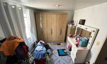 Imagem 7: Casa no Nova Cidade 03 Qts varanda coberta, quintal, corredor lateral/ 02 Vagas