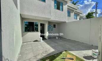 Imagem: Casa com 3 Quartos e 3 banheiros à Venda