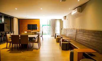 Imagem 7: Alto padrão. Andar alto com 4 suítes