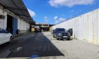 Imagem 4: Área Comercial com galpões