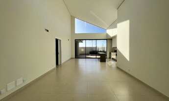 Imagem 5: Casa de esquina com amplos espaços!