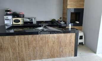 Imagem 2: Casa para venda possui 180 metros quadrados com 3 quartos em Aclimação - São Paulo - SP