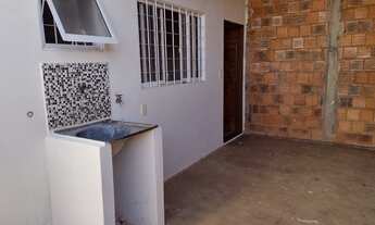 Imagem 2: Aluga casa 2 quartos, ler a Descrição