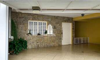 Imagem 6: Casa com 03 Dorms, sendo 1 Suíte, 4 Vagas de Garagem, Sala Ampliada, Salão de Jogos, Churr