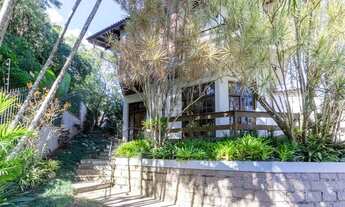 Imagem 2: Casa em Ipanema Casa com 3 dormitórios