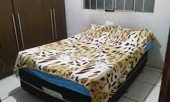 Imagem 5: Vendo casa com barração no fundo