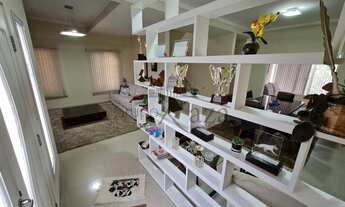 Imagem 2: Casa de condomínio para venda possui 280 metros quadrados com 4 quartos