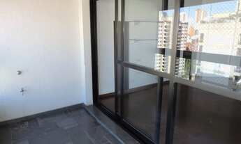 Imagem 4: Apartamento em Perdizes, andar alto com 3 dormitórios, sendo 1 suíte, varandas fechadas e