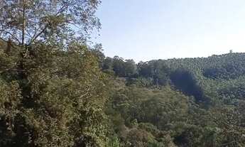 Imagem 3: Casa em construção no condomínio Capital Ville