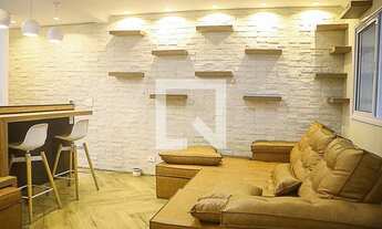 Imagem: Casa à Venda - Centro, 2 Quartos, 250 m2