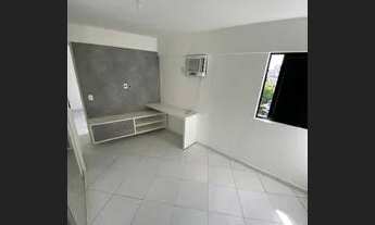 Imagem 2: Quarto e sala com móveis fixos próximo ao coc