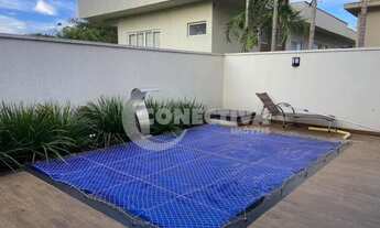 Imagem 4: Casa de condomínio térrea para venda possui 210 metros quadrados com 3 quartos