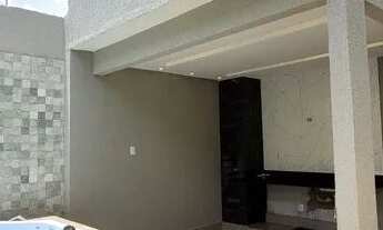 Imagem 4: Casa para venda possui 112 metros quadrados com 3 quartos em Parque das Flores - Goiânia