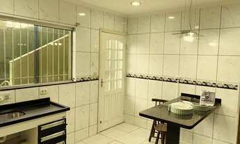 Imagem 3: Casa para locação em Poá, 2 dorms sendo uma súite, sala, cozinha planejada e vaga para 03