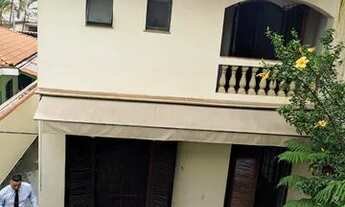 Imagem 7: Sobrado lindo com4 quartos 3 vagas de hidromas, edícula , churrasqueira e quintal portão e