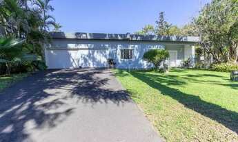 Imagem 2: Casa para Venda - 250m², 3 dormitórios, sendo 1 suites, 3 vagas - Tristeza