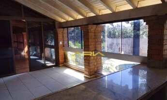 Imagem 2: Sobrado para venda e locação, 6 quartos, 2 suítes, Quebec, Londrina/PR