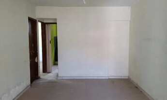 Imagem 2: Residência precisando de reforma, sala, 02 quarto, cozinha, banheiro, quintal