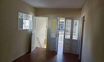 Imagem 4: Aluga-se uma casa na rua são Vicente n 50 , bairro Lagoa Nova