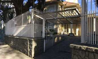 Imagem 3: Casa para Venda - 330m², 4 dormitórios, sendo 1 suites, 4 vagas - Petrópolis