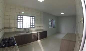 Imagem 6: Alugo Casa com 3 quartos (Suíte + 2 quartos) Zona 8 em Maringá - Uso Residencial ou Comerc