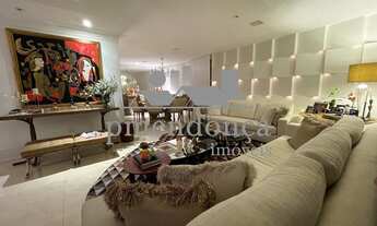 Imagem 1: Apartamento de alto padrão no Alto da Lapa com 3 dormitórios e 4 vagas, 247m²